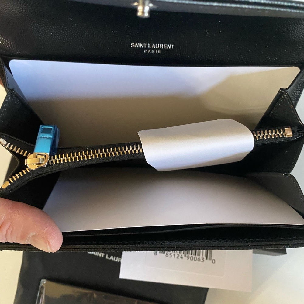 Saint Laurent❤️Monogram Grain de poudre  wallet - Picture 12 of 12